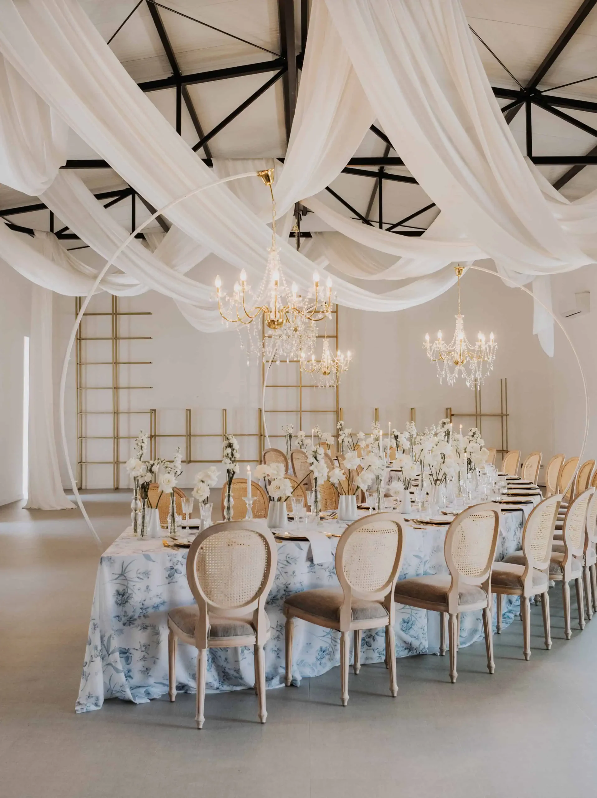 Interijer prostora dvorane bloom za proslave za najam