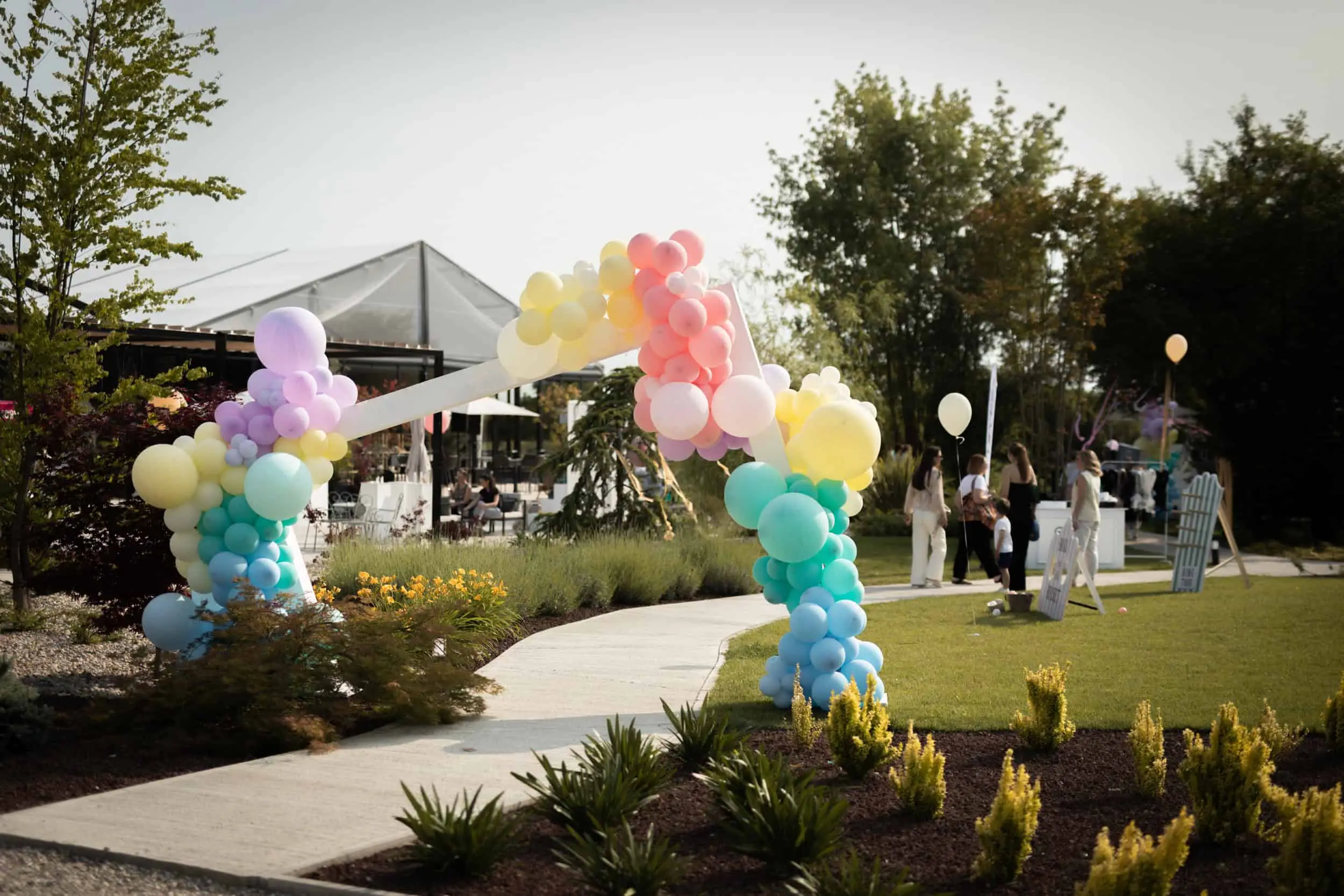 eksterijer proslave na majestic parku